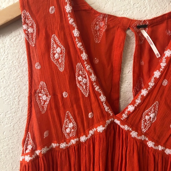 Free People Diamond Embroidered Red Boho V Neck Top - Size XS - Picture 2 of 7
